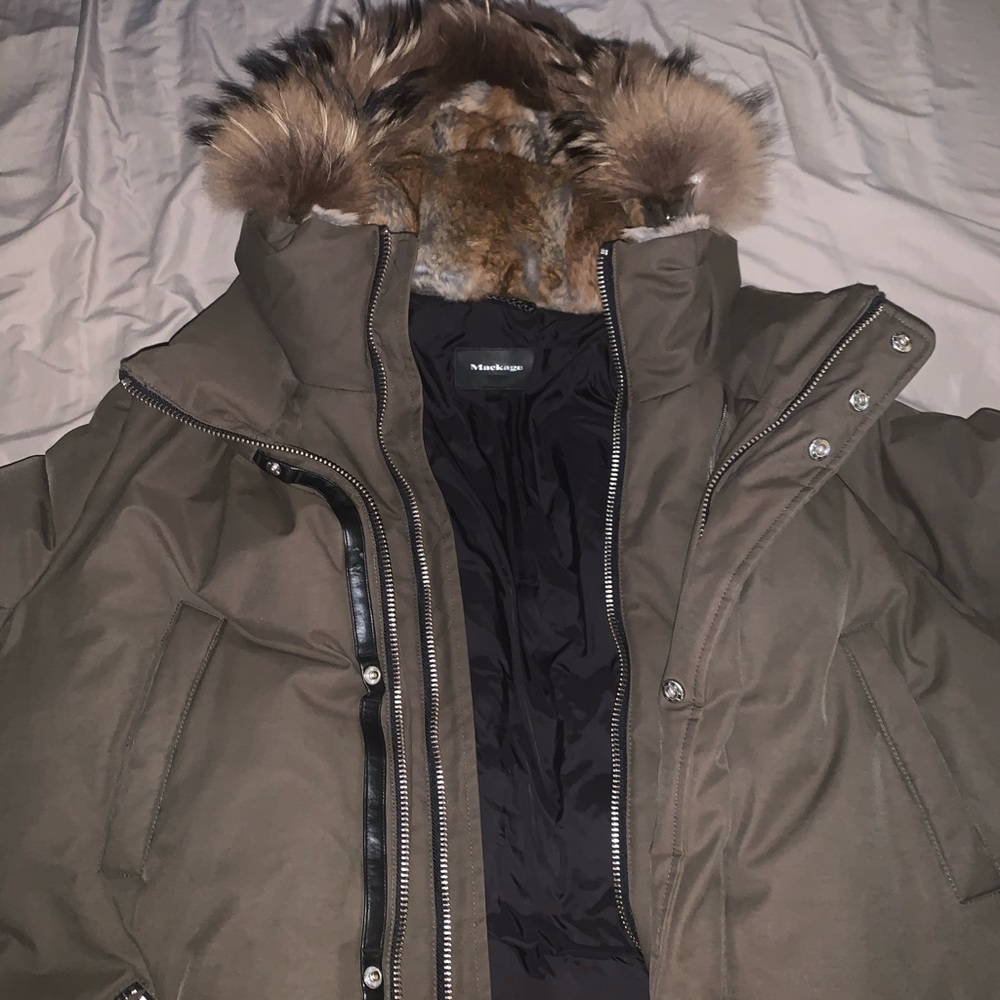 Brand new Mackage size 44 olive green